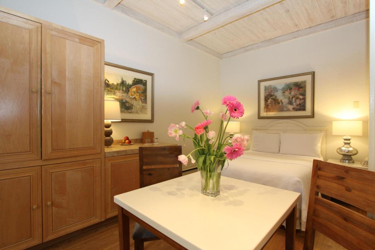Lobos Lodge Carmel-by-the-Sea Buitenkant foto